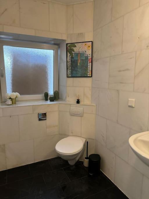 2 Raum City-Apartment 5Min Zum Hbf Grupello-2 Düsseldorf Eksteriør billede